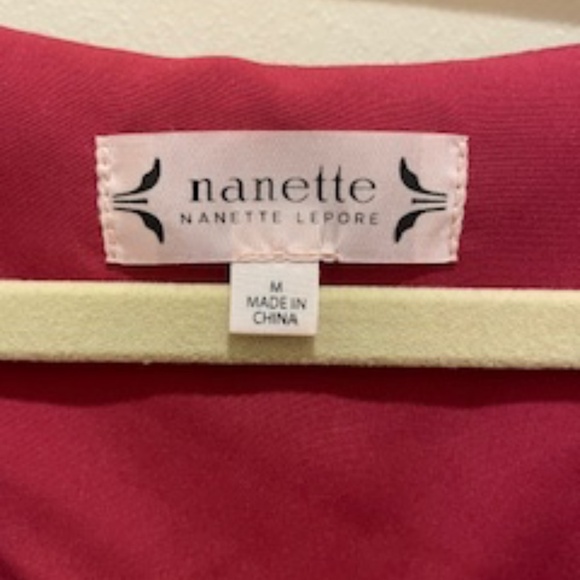 Nanette Lepore LongSleeve Top. Size Medium - Picture 3 of 7